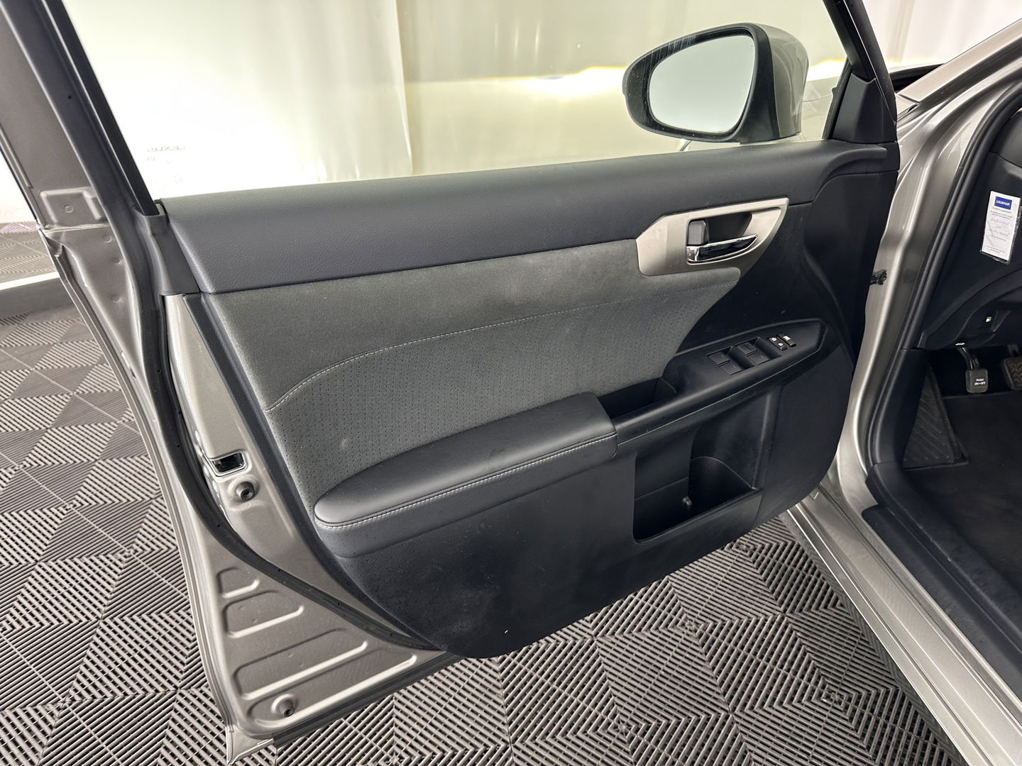 Lexus CT 200h Edition 30 Aut. *FULL-LED | NAVI-FULLMAP | COMFORT-SEATS | CAMERA | KEYLESS | ECC | PDC | CRUISE | 16''ALU | TOWBAR*