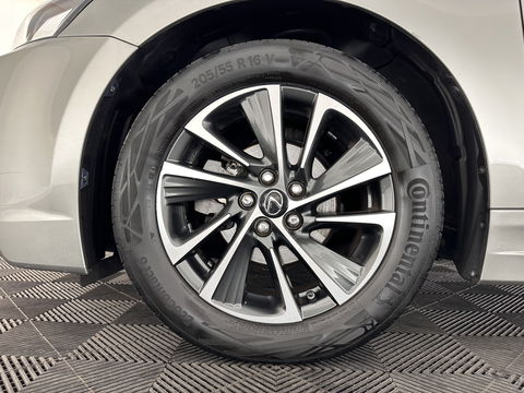 Lexus CT 200h Edition 30 Aut. *FULL-LED | NAVI-FULLMAP | COMFORT-SEATS | CAMERA | KEYLESS | ECC | PDC | CRUISE | 16''ALU | TOWBAR*