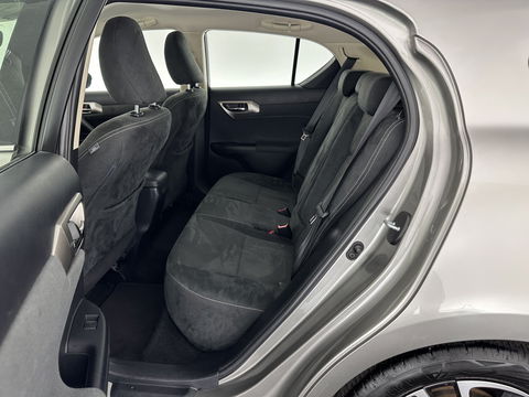 Lexus CT 200h Edition 30 Aut. *FULL-LED | NAVI-FULLMAP | COMFORT-SEATS | CAMERA | KEYLESS | ECC | PDC | CRUISE | 16''ALU | TOWBAR*