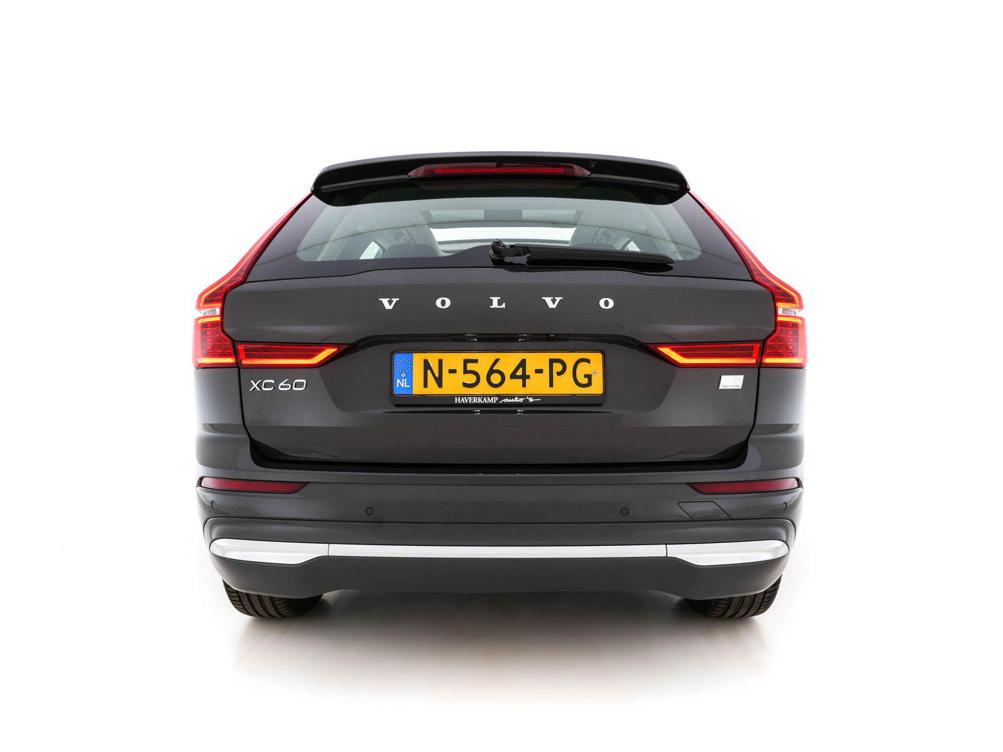 Volvo XC60 2.0 T6 Plug-in Hybrid AWD Inscription Expression (INCL-BTW)  AUT. *PANO | LUXURY-LEATHER | FULL-LED | HEATED-SPORTSEATS | NAVI-FULLMAP | CAMERA | PDC | ADAPT.CRUISE | CARPLAY | DIGI-COCKPIT | BLIS | SIPS | KEYLESS | 18"ALU*