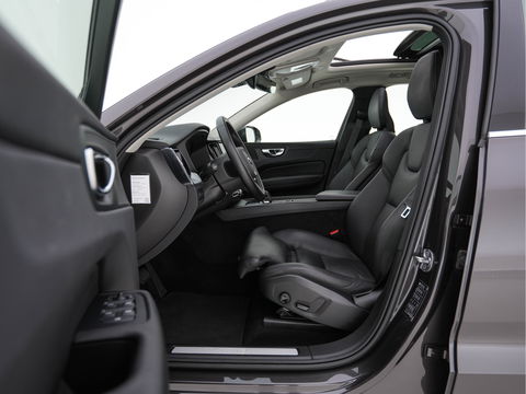 Volvo XC60 2.0 T6 Plug-in Hybrid AWD Inscription Expression (INCL-BTW)  AUT. *PANO | LUXURY-LEATHER | FULL-LED | HEATED-SPORTSEATS | NAVI-FULLMAP | CAMERA | PDC | ADAPT.CRUISE | CARPLAY | DIGI-COCKPIT | BLIS | SIPS | KEYLESS | 18"ALU*