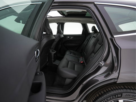 Volvo XC60 2.0 T6 Plug-in Hybrid AWD Inscription Expression (INCL-BTW)  AUT. *PANO | LUXURY-LEATHER | FULL-LED | HEATED-SPORTSEATS | NAVI-FULLMAP | CAMERA | PDC | ADAPT.CRUISE | CARPLAY | DIGI-COCKPIT | BLIS | SIPS | KEYLESS | 18"ALU*