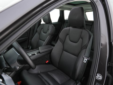 Volvo XC60 2.0 T6 Plug-in Hybrid AWD Inscription Expression (INCL-BTW)  AUT. *PANO | LUXURY-LEATHER | FULL-LED | HEATED-SPORTSEATS | NAVI-FULLMAP | CAMERA | PDC | ADAPT.CRUISE | CARPLAY | DIGI-COCKPIT | BLIS | SIPS | KEYLESS | 18"ALU*