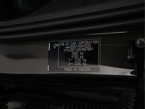 Volvo XC60 2.0 T6 Plug-in Hybrid AWD Inscription Expression (INCL-BTW)  AUT. *PANO | LUXURY-LEATHER | FULL-LED | HEATED-SPORTSEATS | NAVI-FULLMAP | CAMERA | PDC | ADAPT.CRUISE | CARPLAY | DIGI-COCKPIT | BLIS | SIPS | KEYLESS | 18"ALU*