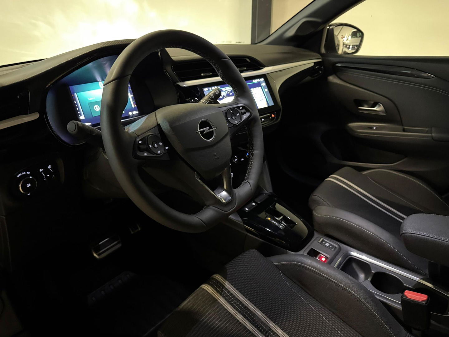 Opel Corsa 1.2 Turbo GS PANO KEYLESS CAM