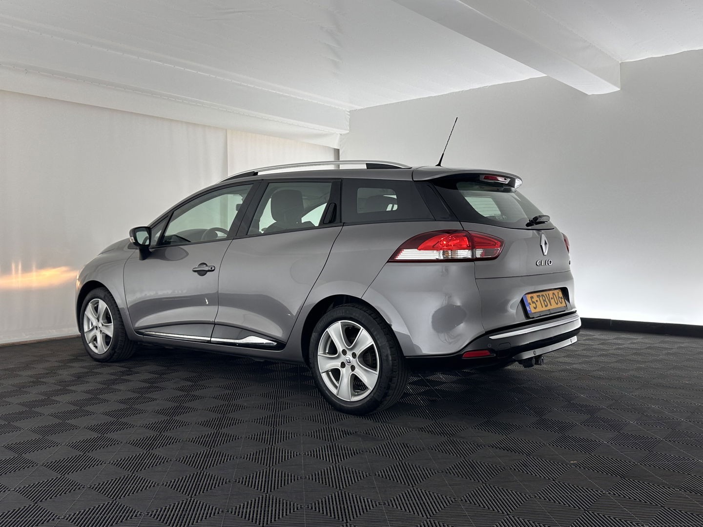 Renault Clio Estate 1.5 dCi ECO Dynamique *NAVI-FULLMAP | AIRCO | CRUISE | COMFORT-SEATS*