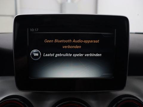 Mercedes-Benz GLA AMG 45 4MATIC | Panoramadak | Stoelverwarming | Xenon | Leder/Alcantara | Park Assist | Navigatie | 19'' lichtmetalen velgen | Cruise control | Bluetooth