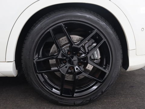 Mercedes-Benz GLA AMG 45 4MATIC | Panoramadak | Stoelverwarming | Xenon | Leder/Alcantara | Park Assist | Navigatie | 19'' lichtmetalen velgen | Cruise control | Bluetooth