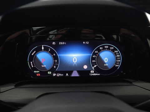 Volkswagen Golf 1.4 eHybrid Style | Head-Up | Trekhaak | Stoel & stuurverwarming | Massage | Adaptive cruise | Memory | Carplay | LED Plus | Navigatie | PHEV | Plug In