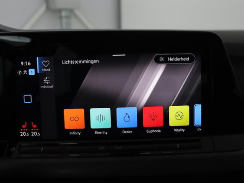 Volkswagen Golf 1.4 eHybrid Style | Head-Up | Trekhaak | Stoel & stuurverwarming | Massage | Adaptive cruise | Memory | Carplay | LED Plus | Navigatie | PHEV | Plug In