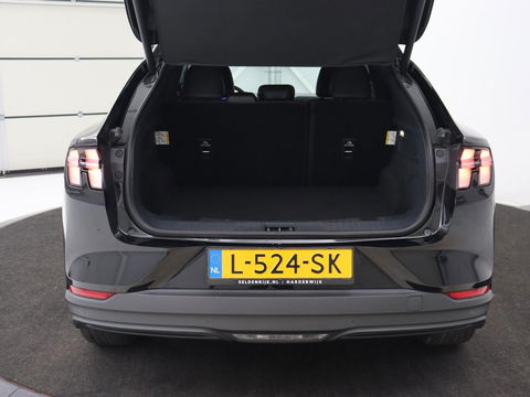 Ford Mustang Mach-E RWD 75 kWh | Leder | Stoelverwarming | 360 Camera | Adaptive cruise | B&O Sound | Stuurverwarming | Carplay | Navigatie