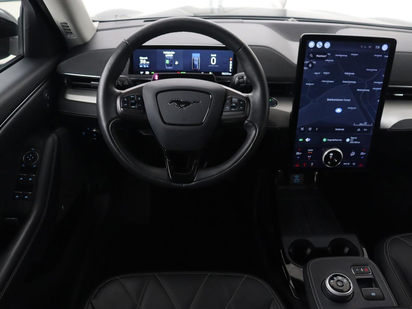 Ford Mustang Mach-E RWD 75 kWh | Leder | Stoelverwarming | 360 Camera | Adaptive cruise | B&O Sound | Stuurverwarming | Carplay | Navigatie