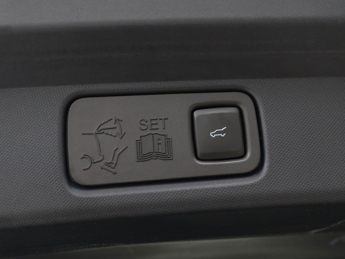 Ford Mustang Mach-E RWD 75 kWh | Leder | Stoelverwarming | 360 Camera | Adaptive cruise | B&O Sound | Stuurverwarming | Carplay | Navigatie