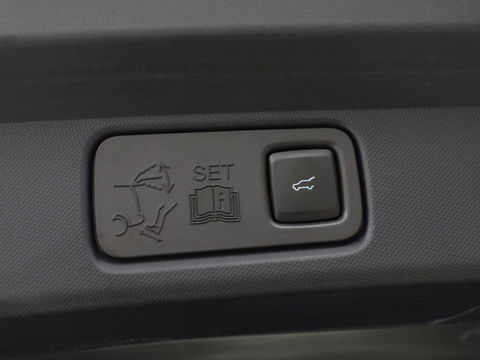 Ford Mustang Mach-E RWD 75 kWh | Leder | Stoelverwarming | 360 Camera | Adaptive cruise | B&O Sound | Stuurverwarming | Carplay | Navigatie