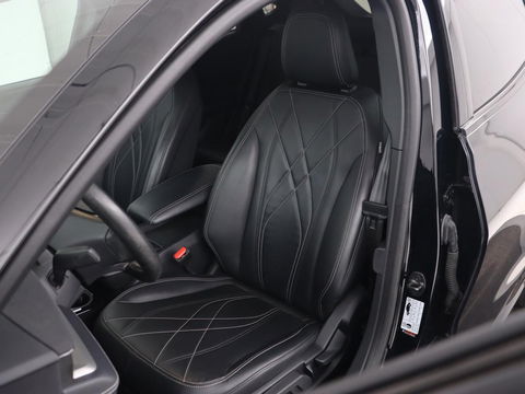 Ford Mustang Mach-E RWD 75 kWh | Leder | Stoelverwarming | 360 Camera | Adaptive cruise | B&O Sound | Stuurverwarming | Carplay | Navigatie