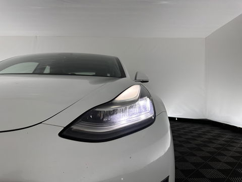Tesla Model 3 Standard RWD Plus 60 kWh [ 3-Fase ] (INCL-BTW) Aut. *PANO | AUTO-PILOT | LUXURY-LEATHER | KEYLESS | FULL-LED | MEMORY-PACK | SURROUND-VIEW | DAB | CARPLAY | DIGI-COCKPIT | LANE-ASSIST | COMFORT-SEATS | 18"ALU*