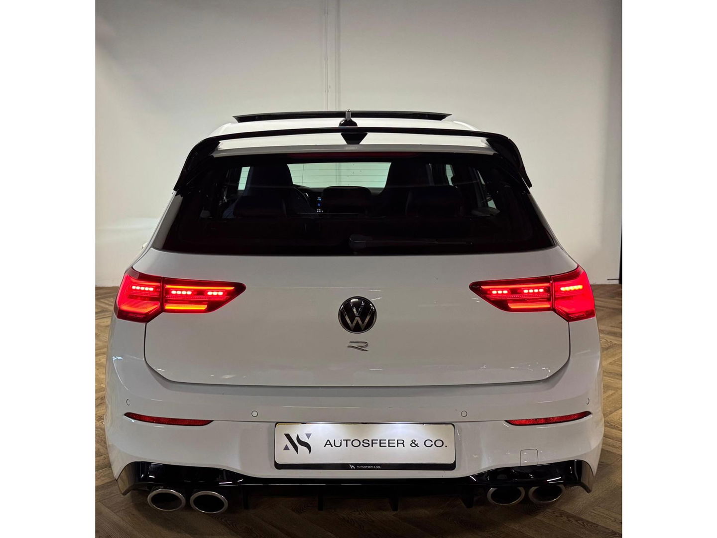 Volkswagen Golf 2.0 TSI R 4Motion PANO KEYLESS HUD'