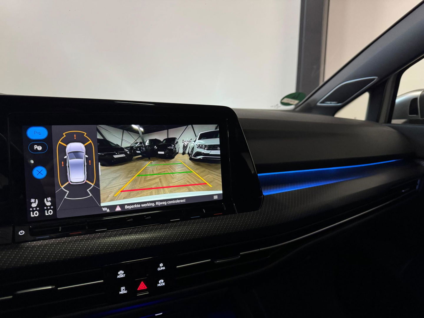 Volkswagen Golf 2.0 TSI R 4Motion PANO KEYLESS HUD'
