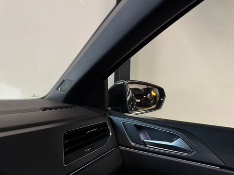 Volkswagen Polo 1.0 TSI R-Line PANO CAM BLINDSPOT.