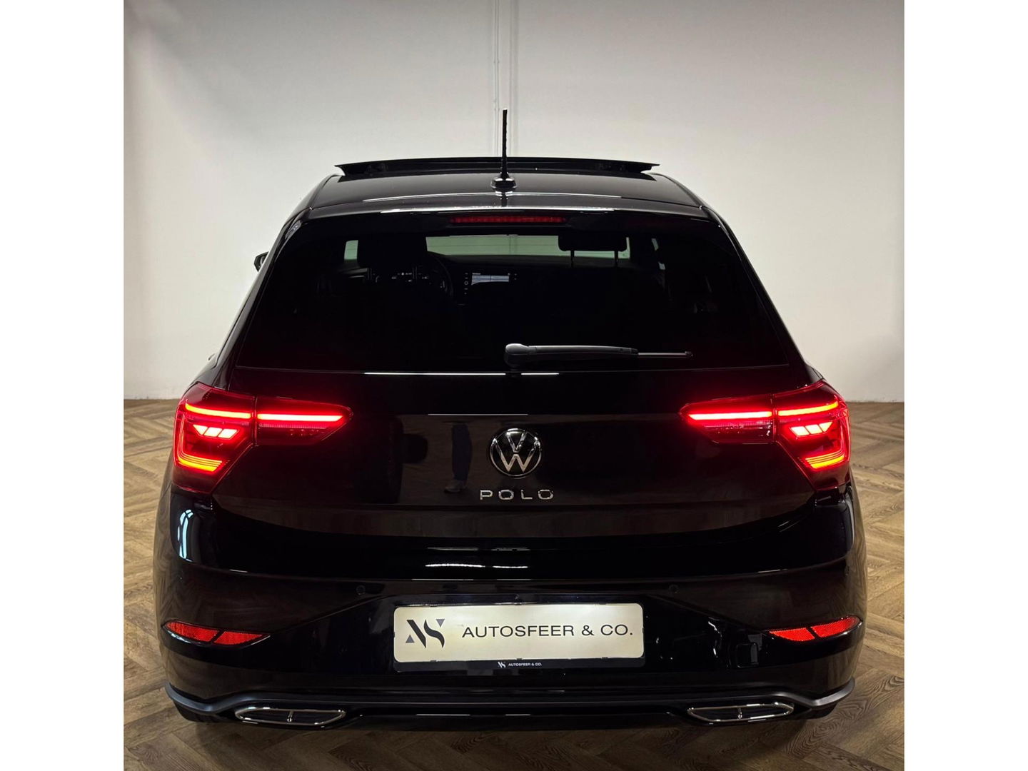 Volkswagen Polo 1.0 TSI R-Line PANO CAM BLINDSPOT.