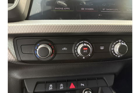 Audi A1 25 TFSI S-line LED Airco Carplay Cruise Virtual Parkeersensoren 17"LMV