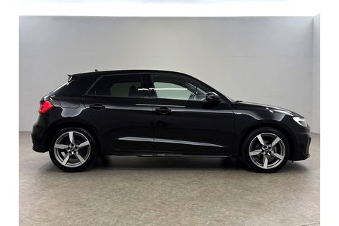 Audi A1 25 TFSI S-line LED Airco Carplay Cruise Virtual Parkeersensoren 17"LMV