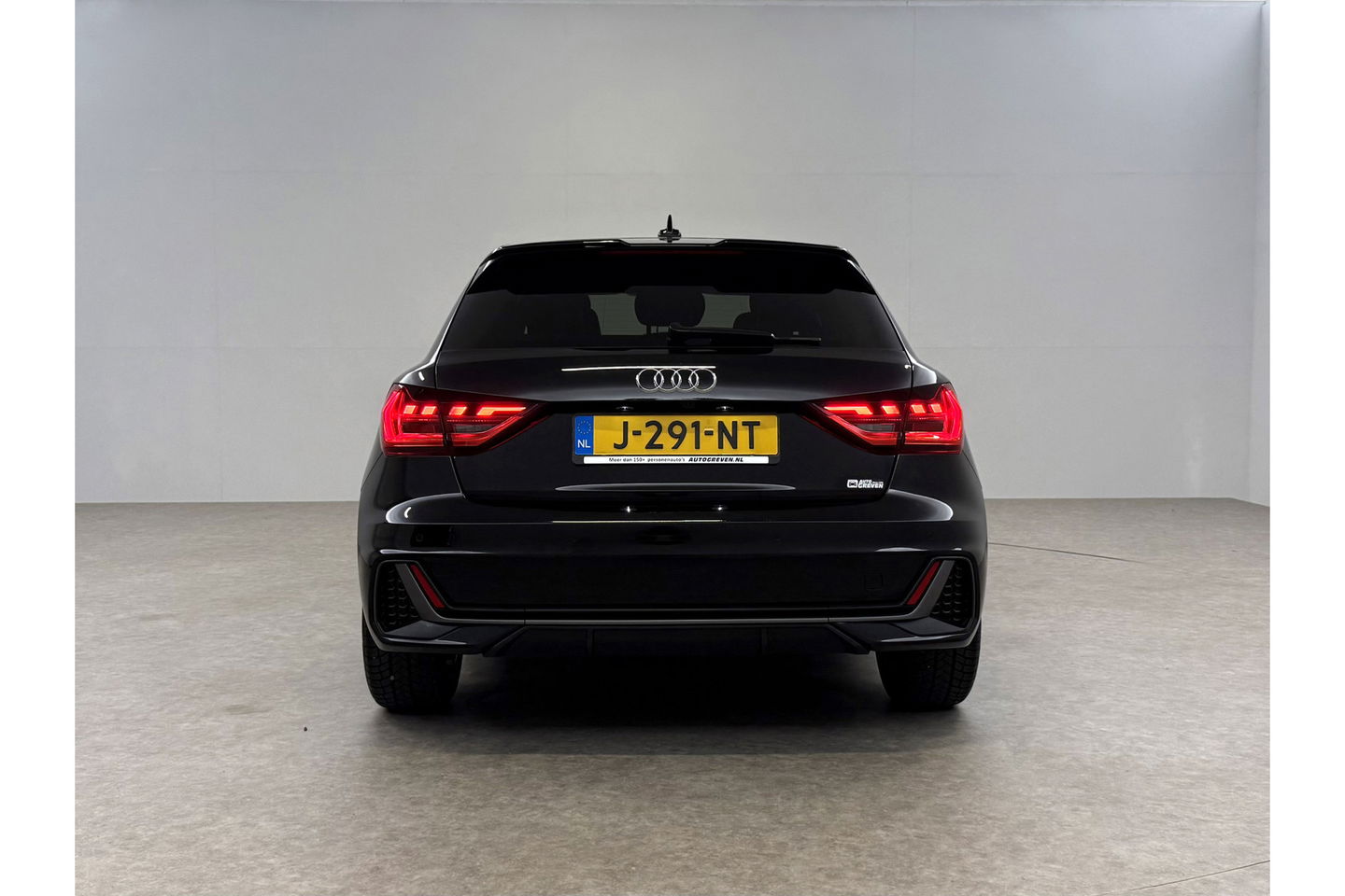 Audi A1 25 TFSI S-line LED Airco Carplay Cruise Virtual Parkeersensoren 17"LMV