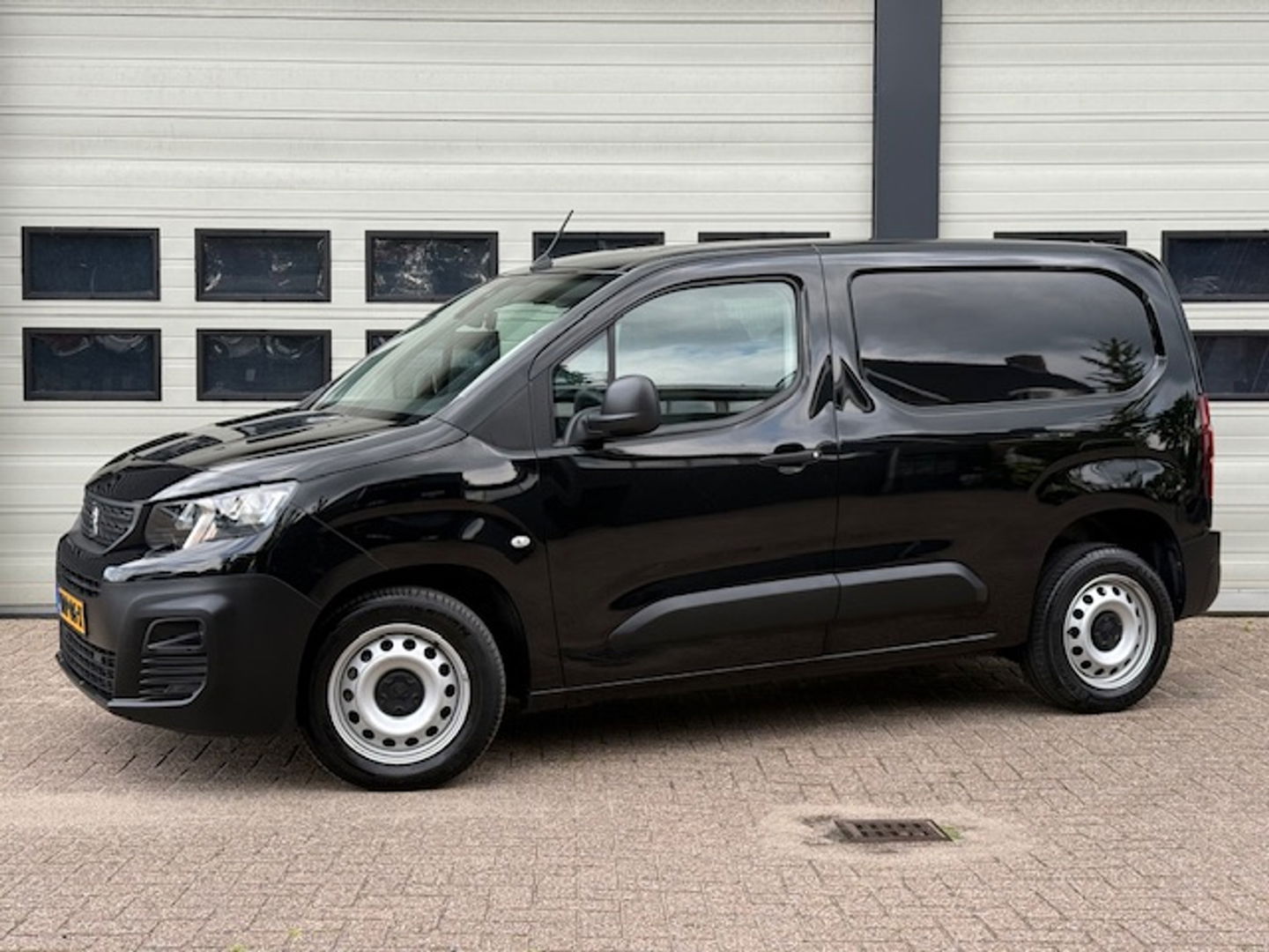 Peugeot Partner 1.5 BlueHDI 131 pk Automaat - Apple Carplay - Rijklaar