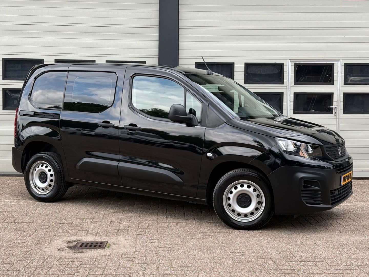 Peugeot Partner 1.5 BlueHDI 131 pk Automaat - Apple Carplay - Rijklaar