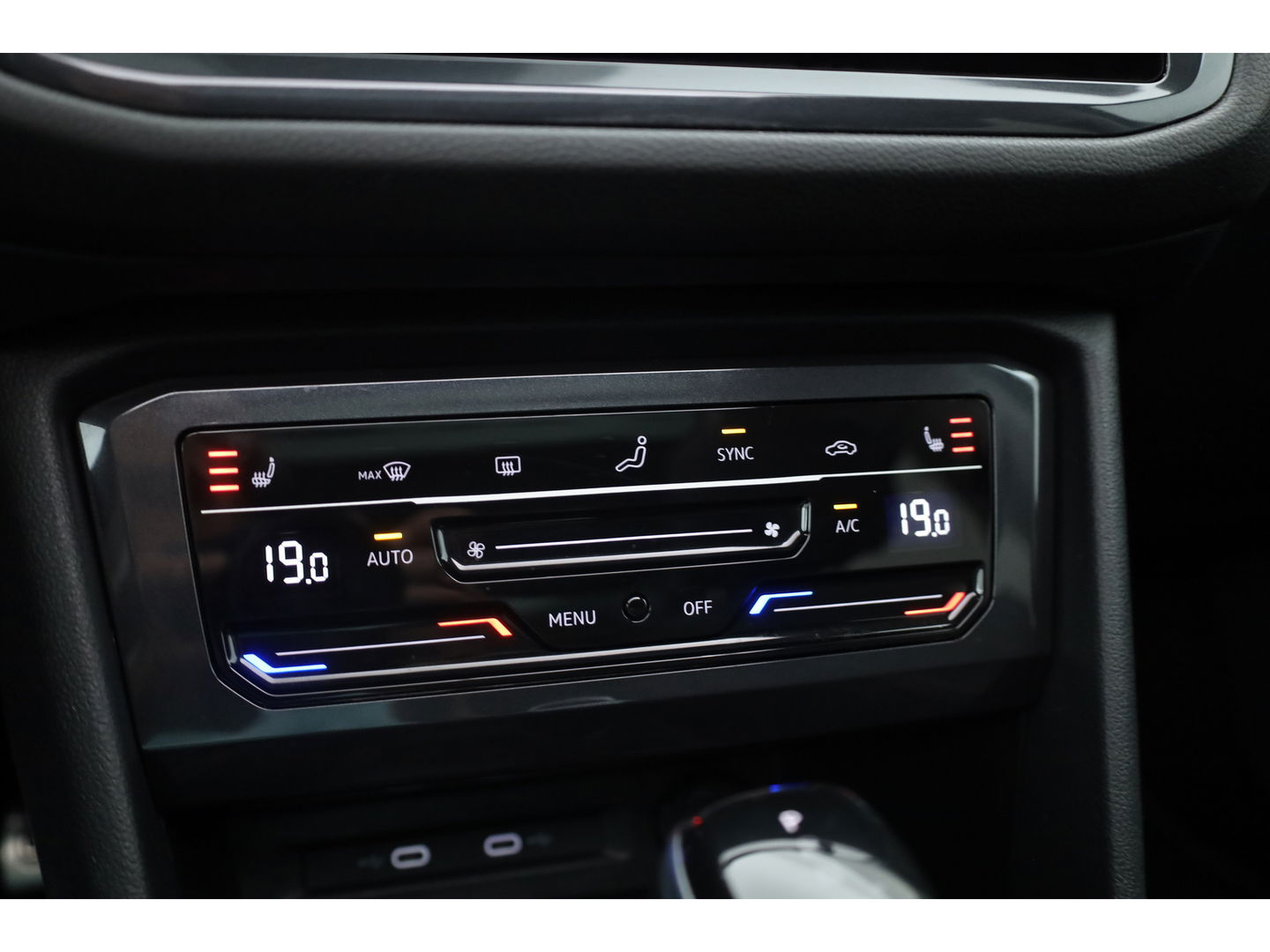 Volkswagen Tiguan Allspace 1.5 TSI 7p. DSG | Pano | Navi | Stoel- Stuurverw. | Elek. Trekhaak | Elek. Achterklep | Adapt. Cruise