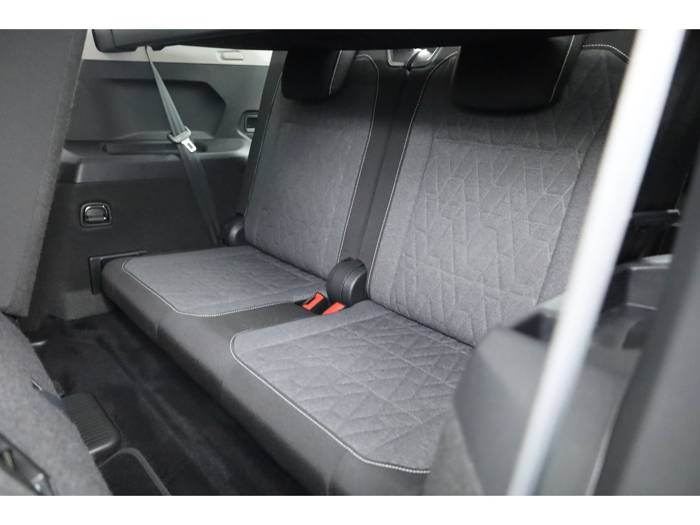 Volkswagen Tiguan Allspace 1.5 TSI 7p. DSG | Pano | Navi | Stoel- Stuurverw. | Elek. Trekhaak | Elek. Achterklep | Adapt. Cruise
