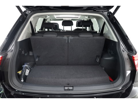 Volkswagen Tiguan Allspace 1.5 TSI 7p. DSG | Pano | Navi | Stoel- Stuurverw. | Elek. Trekhaak | Elek. Achterklep | Adapt. Cruise