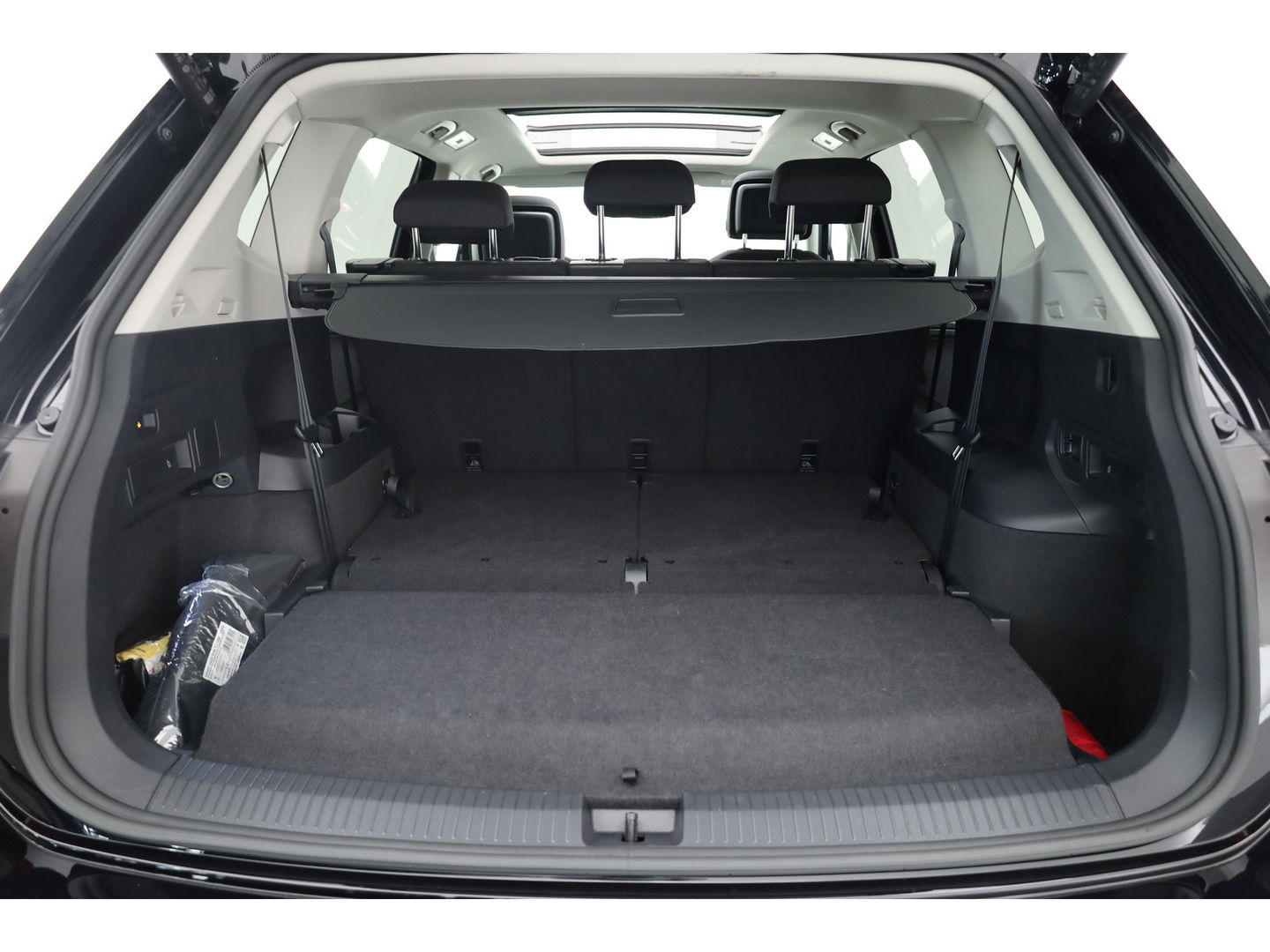 Volkswagen Tiguan Allspace 1.5 TSI 7p. DSG | Pano | Navi | Stoel- Stuurverw. | Elek. Trekhaak | Elek. Achterklep | Adapt. Cruise