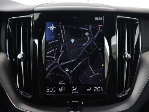 Volvo XC60 2.0 Recharge T6 AWD R-Design | Panoramadak | Stoel & stuurverwarming | Adaptive cruise | Camera | BLIS | Carplay | Half leder | Navigatie | 21'' lichtmetalen velgen | PHEV | Plug In