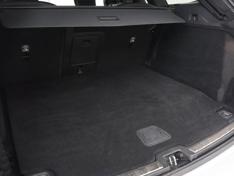 Volvo XC60 2.0 Recharge T6 AWD R-Design | Panoramadak | Stoel & stuurverwarming | Adaptive cruise | Camera | BLIS | Carplay | Half leder | Navigatie | 21'' lichtmetalen velgen | PHEV | Plug In