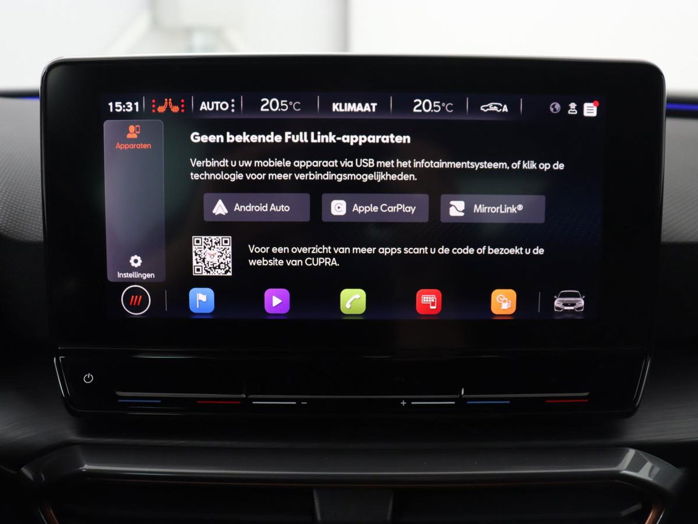 CUPRA Leon 1.4 e-Hybrid VZ | 245pk | Stoel & stuurverwarming | Carplay | Camera | Adaptive cruise | Keyless | Park Assist | Sfeerverlichting | Full LED | Navigatie | Sportstoelen | PHEV | Plug In
