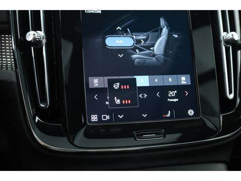 Volvo XC40 Recharge P8 AWD R-Design | Pano | 360cam | H&K | Elek. Trekhaak | 20'' | Adapt. Cruise | Elek. Stoelen