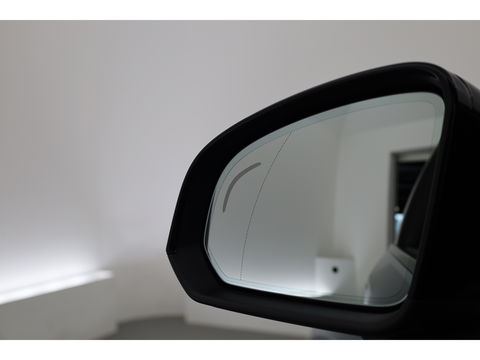 Volvo XC40 Recharge P8 AWD R-Design | Pano | 360cam | H&K | Elek. Trekhaak | 20'' | Adapt. Cruise | Elek. Stoelen