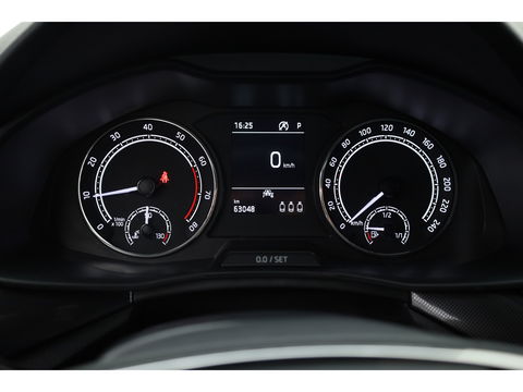 Škoda Scala 1.0 TSI Sport Business DSG | Pano | Apple CarPlay | Stoelverw. | Camera | LED | 17'' |