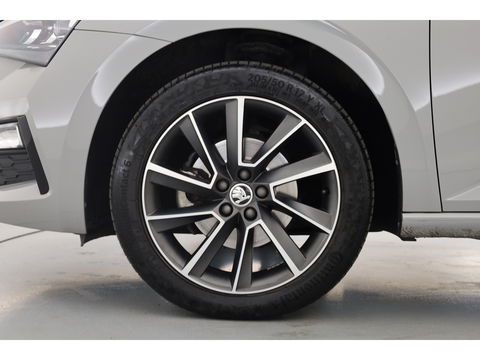 Škoda Scala 1.0 TSI Sport Business DSG | Pano | Apple CarPlay | Stoelverw. | Camera | LED | 17'' |