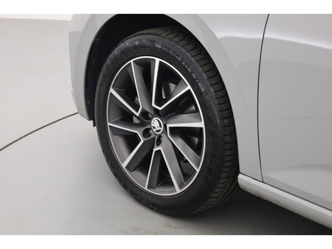 Škoda Scala 1.0 TSI Sport Business DSG | Pano | Apple CarPlay | Stoelverw. | Camera | LED | 17'' |