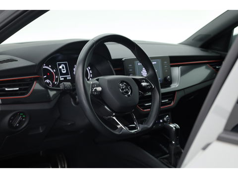 Škoda Scala 1.0 TSI Sport Business DSG | Pano | Apple CarPlay | Stoelverw. | Camera | LED | 17'' |