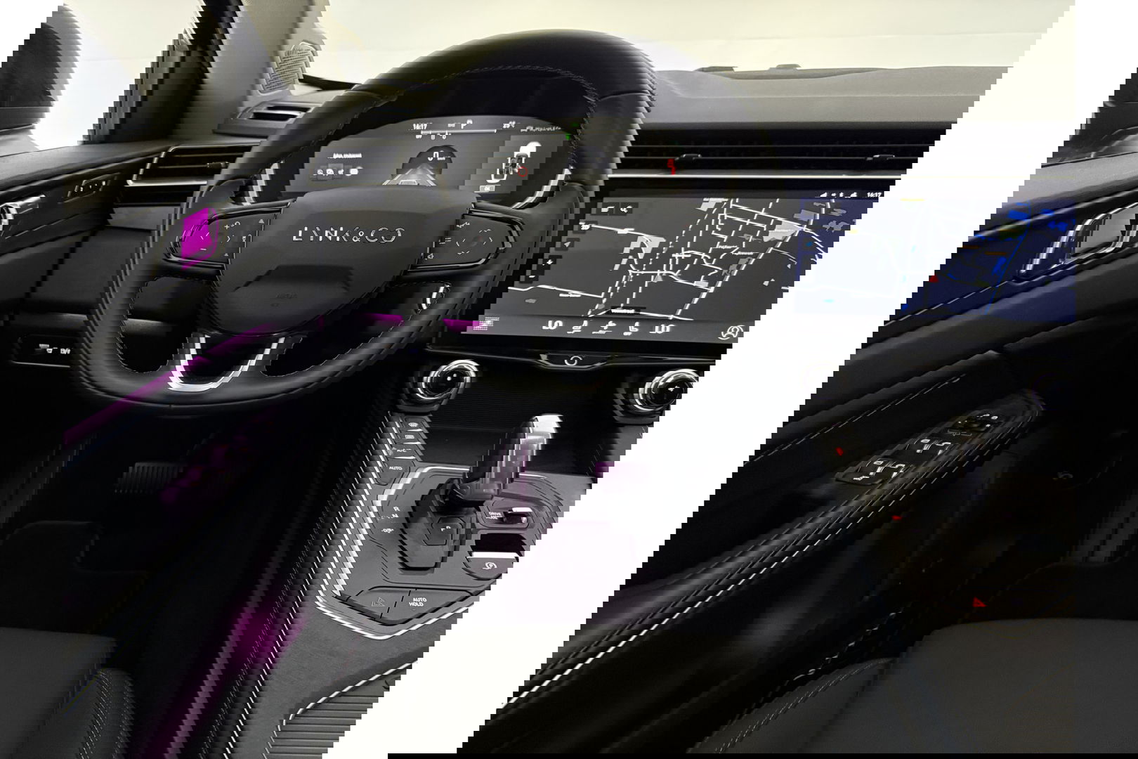 Lynk Co 01 1.5 | Black Edition | 262PK 360Camera Sfeer ACC Pano LED Virtual Memory Carplay Clima Navi PDC 20"LMV
