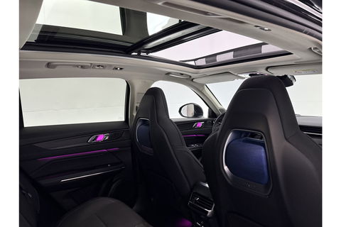 Lynk Co 01 1.5 | Black Edition | 262PK 360Camera Sfeer ACC Pano LED Virtual Memory Carplay Clima Navi PDC 20"LMV