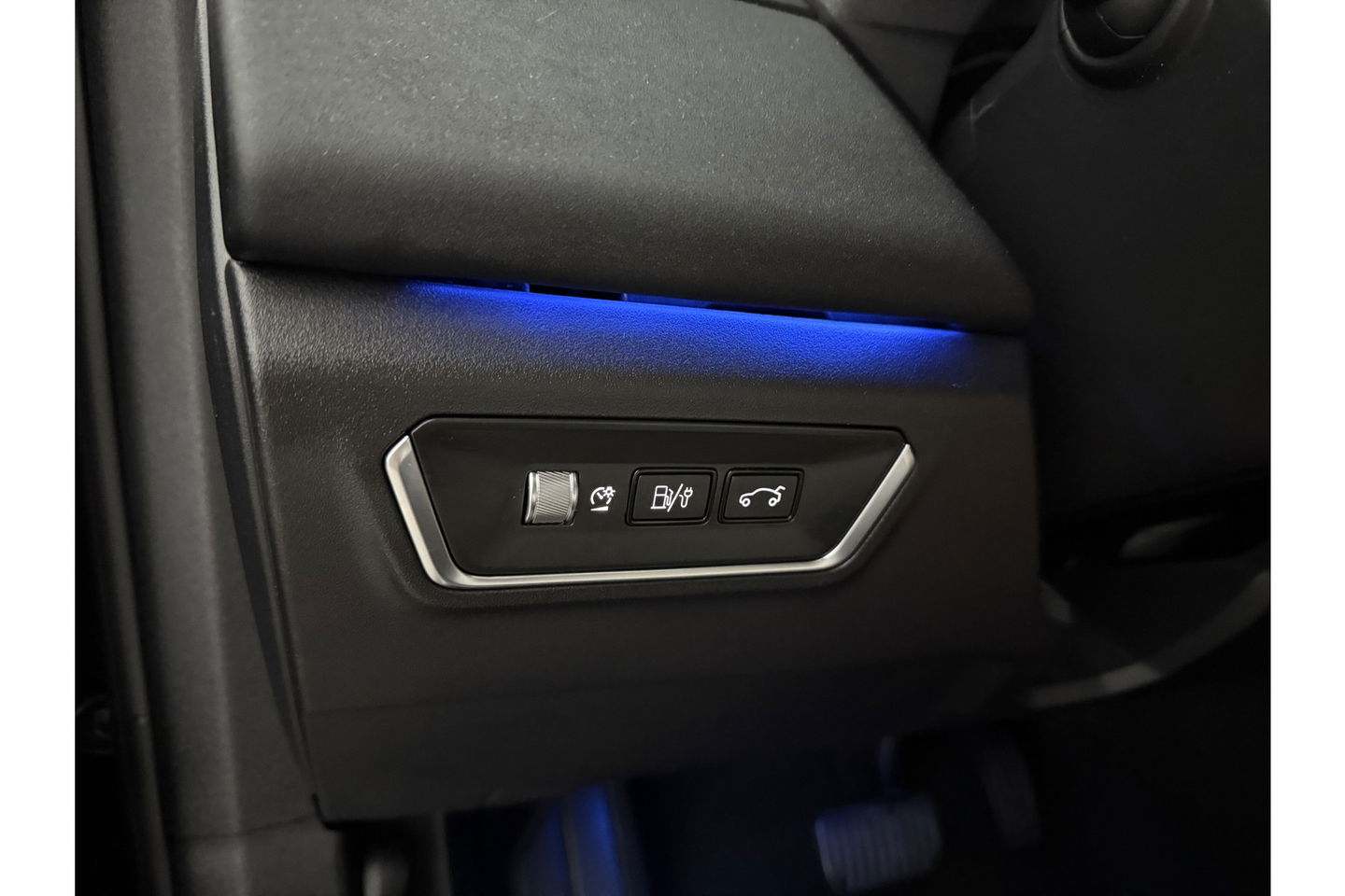 Lynk Co 01 1.5 | Black Edition | 262PK 360Camera Sfeer ACC Pano LED Virtual Memory Carplay Clima Navi PDC 20"LMV