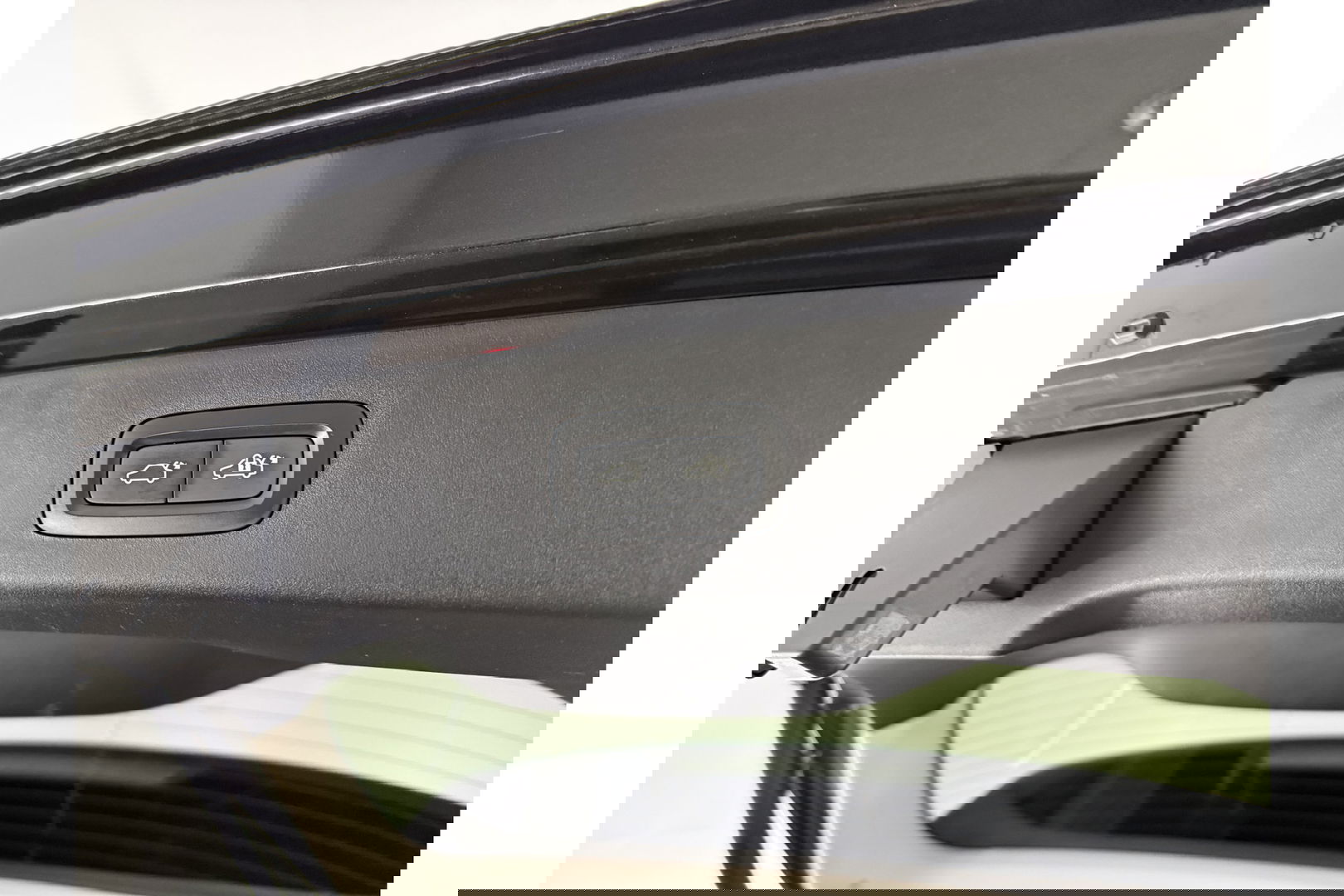 Lynk Co 01 1.5 | Black Edition | 262PK 360Camera Sfeer ACC Pano LED Virtual Memory Carplay Clima Navi PDC 20"LMV
