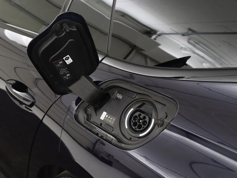 Peugeot 508 1.6 HYbrid GT | Stoelverwarming | Focal Sound | 360 Camera | Massage | Leder/Alcantara | Keyless | Digital Cockpit | Carplay | Memory | Navigatie | Full LED | PHEV | Plug In