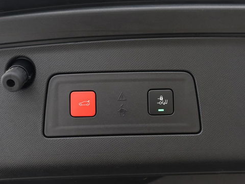 Peugeot 508 1.6 HYbrid GT | Stoelverwarming | Focal Sound | 360 Camera | Massage | Leder/Alcantara | Keyless | Digital Cockpit | Carplay | Memory | Navigatie | Full LED | PHEV | Plug In