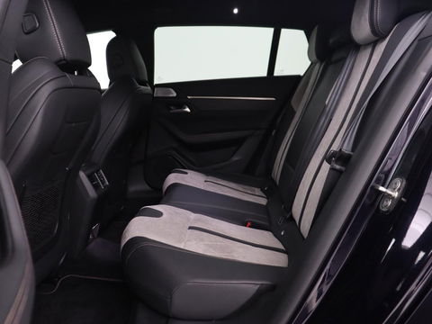 Peugeot 508 1.6 HYbrid GT | Stoelverwarming | Focal Sound | 360 Camera | Massage | Leder/Alcantara | Keyless | Digital Cockpit | Carplay | Memory | Navigatie | Full LED | PHEV | Plug In