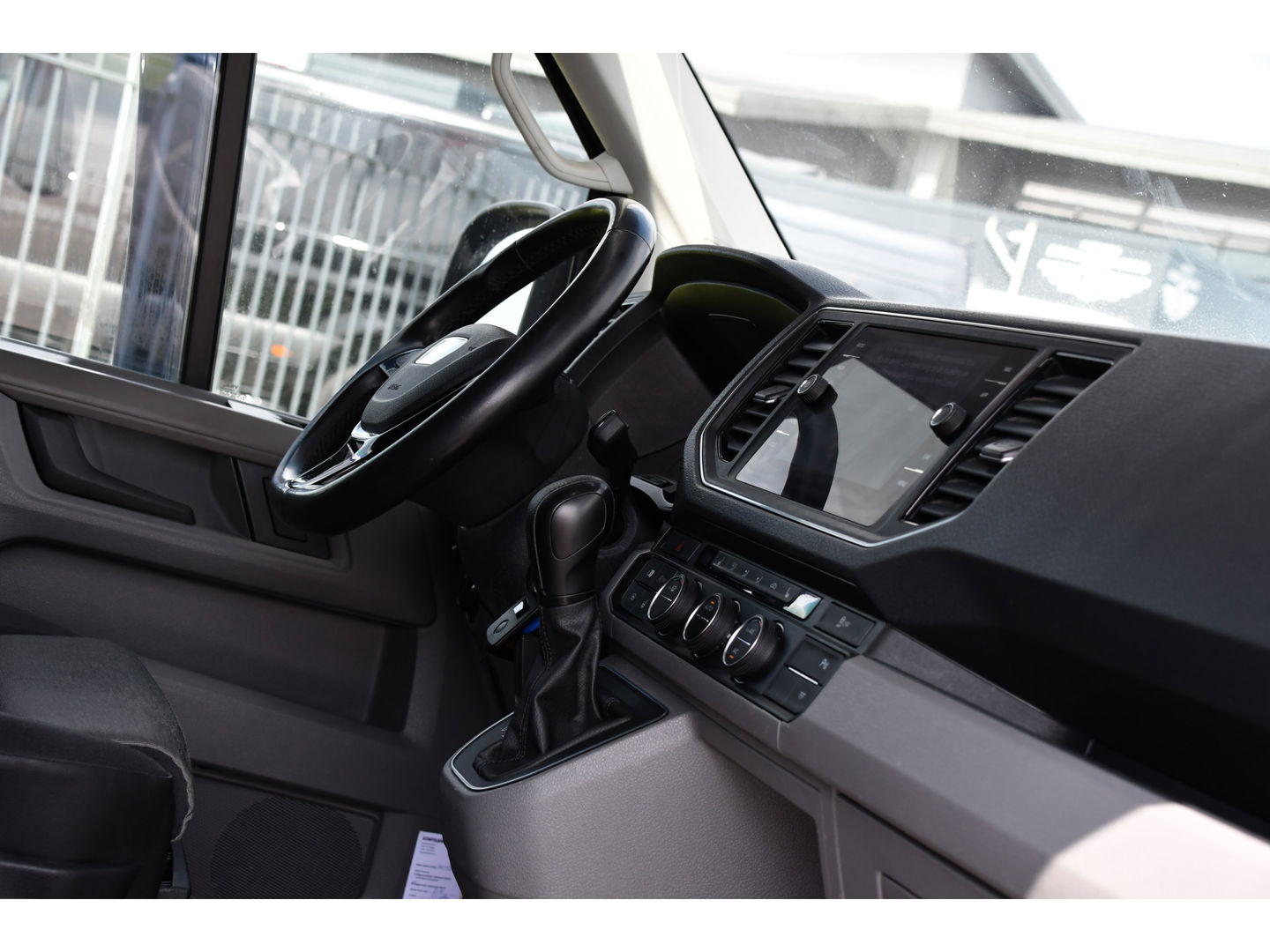 MAN TGE 3.180 35 2.0 L3H2 Black Edition Full Options! Adaptieve Cruise, Camera, Carplay, Clima, 177pk, LED, 2 x Schuifdeur, Automaat, Uniek!